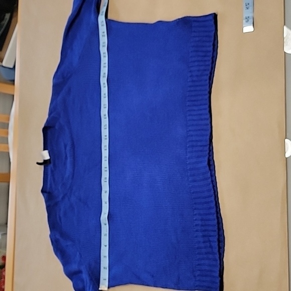 Divided Size M Short (almost Cropped) Boxy Cobalt Blue Long Sleeve Sweater - Picture 5 of 11